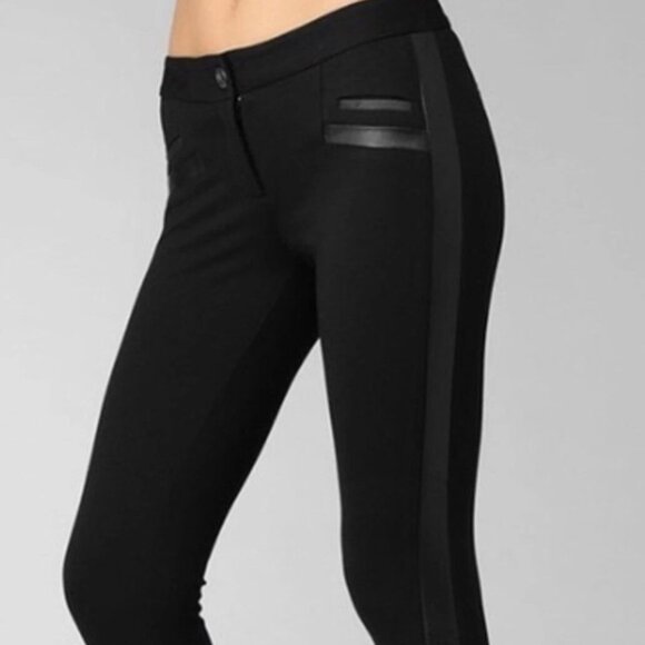 PAIGE Lucia Black Ponte Pants Leather Trim Tuxedo Size 26 - Picture 3 of 8